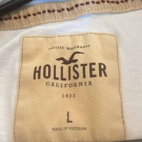 Hollister Shirt - Picture 4 of 4